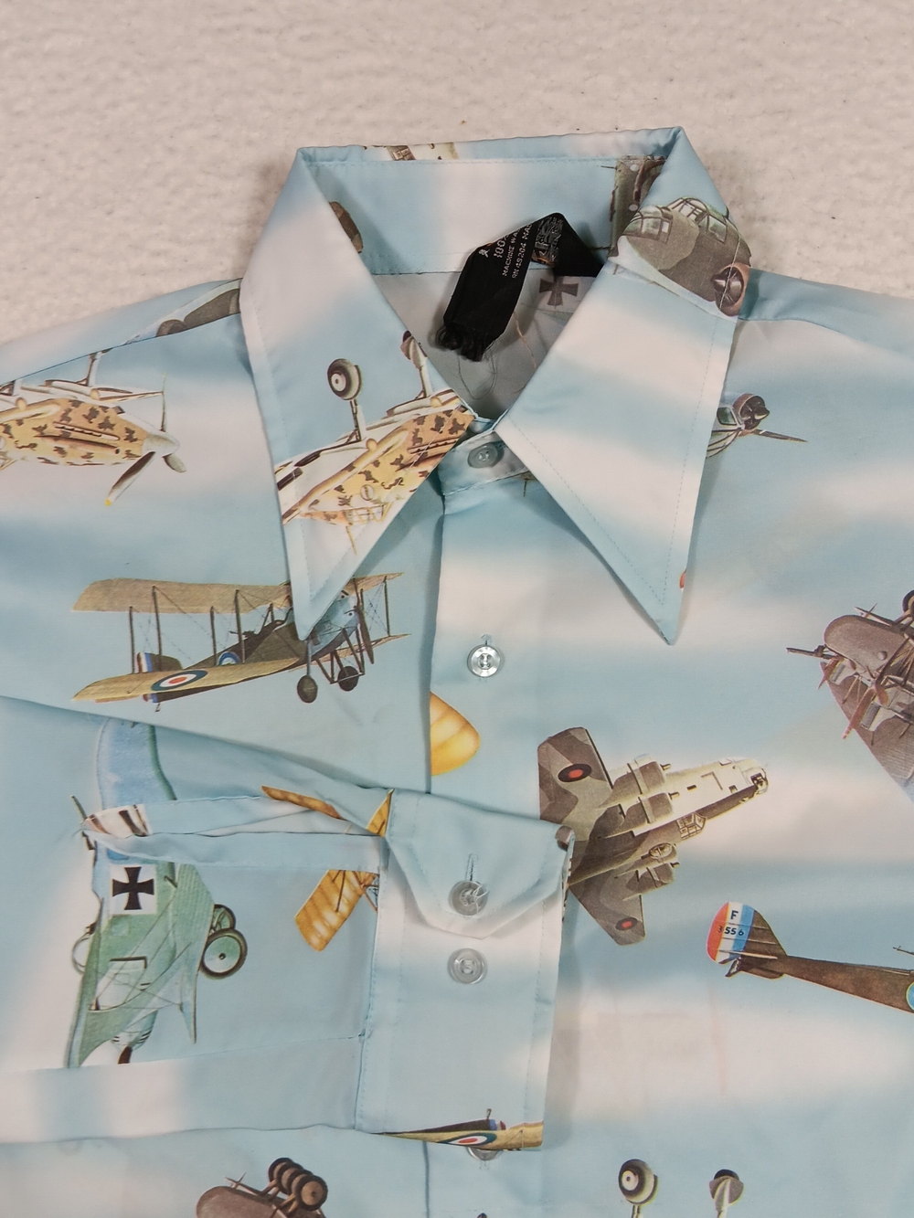 Vintage 70s Leisure Shirt Mens Medium Topaz WW2 Airplanes House N Home Dagger